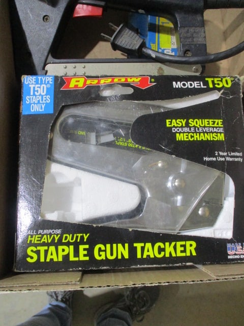Craftsman Electric & Arow Manual Staplers with staples - 2