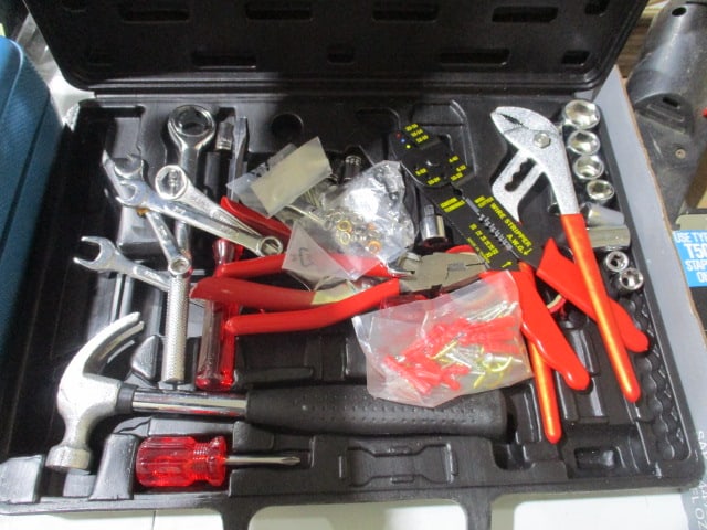 Home Repair Kit in Case: .