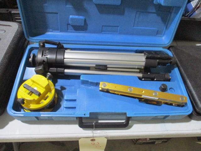 Surveying Laser Set in Case: missing Laser? See all pictures