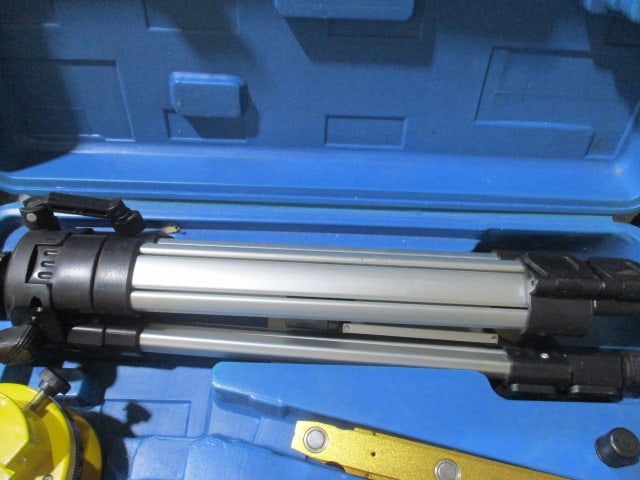 Surveying Laser Set in Case - 4