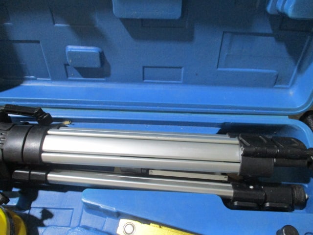 Surveying Laser Set in Case - 5