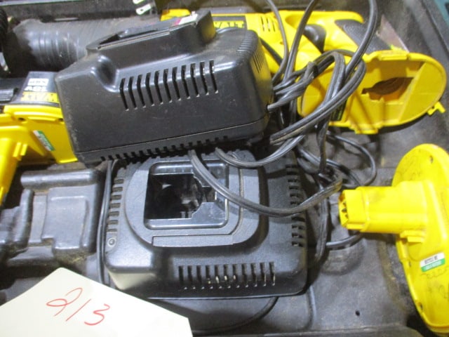 Dewalt Reciprocating Saw w/Light - 5