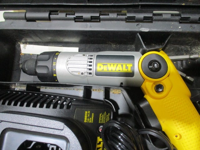 Dewalt Battery Operated Flexible Drill 7.2V - 3