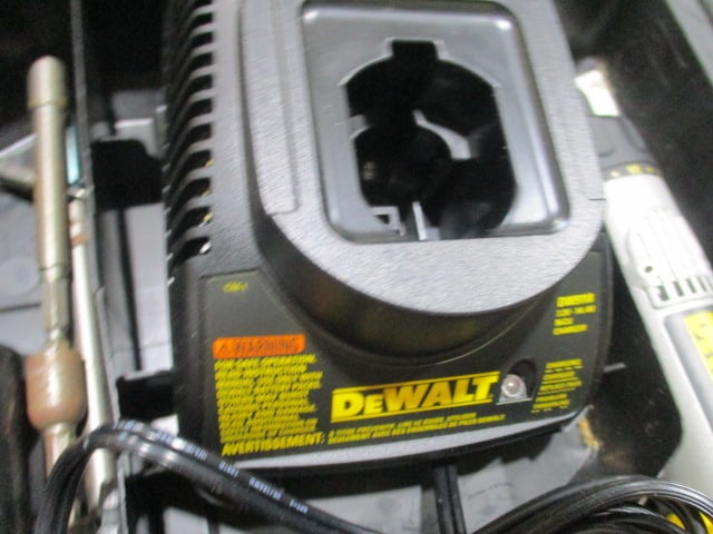 Dewalt Battery Operated Flexible Drill 7.2V - 4