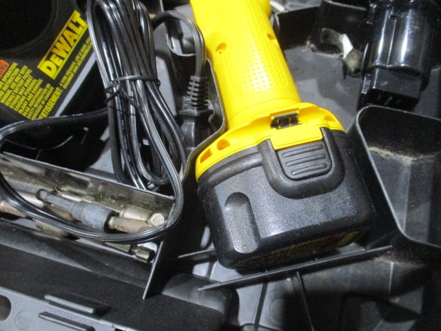 Dewalt Battery Operated Flexible Drill 7.2V - 5
