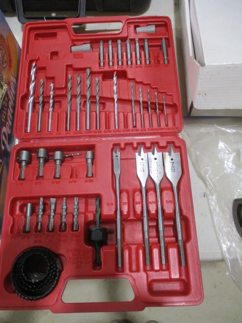 Hole & Drill Bit Set: .