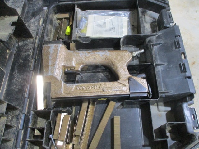 Duo Fast Pneumatic Stapler in Craftsman Hard Case - 2