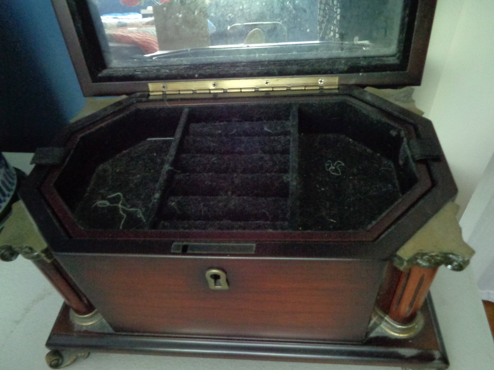 Bombay Jewelry Chest - 2