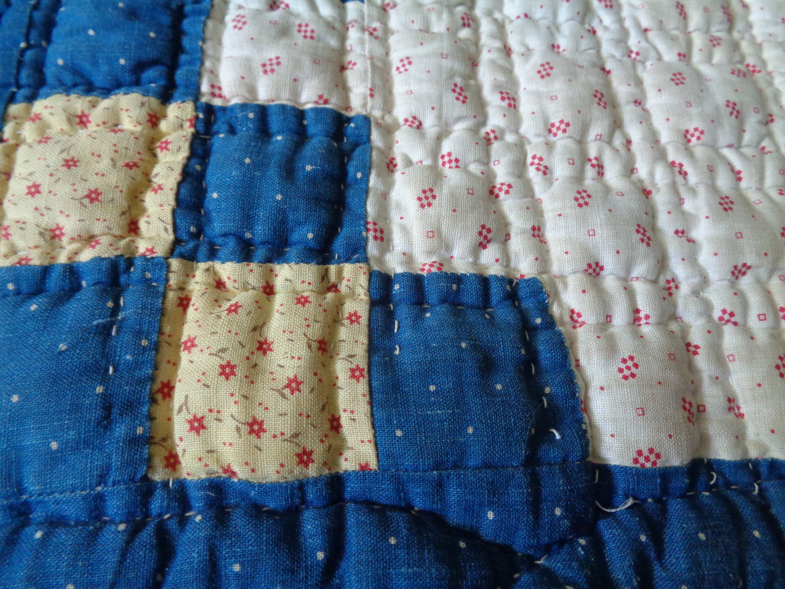 Vintage Patchwork Quilt Handmade "Irish Chain Pattern" - 4