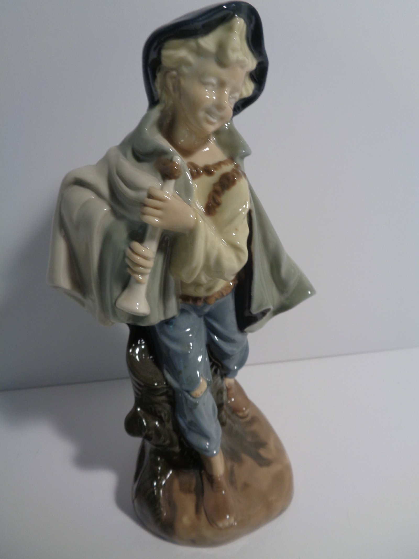 Vintage Porcelain Boy: Bottom is cracked, W. C. Carter 1999 10 inches