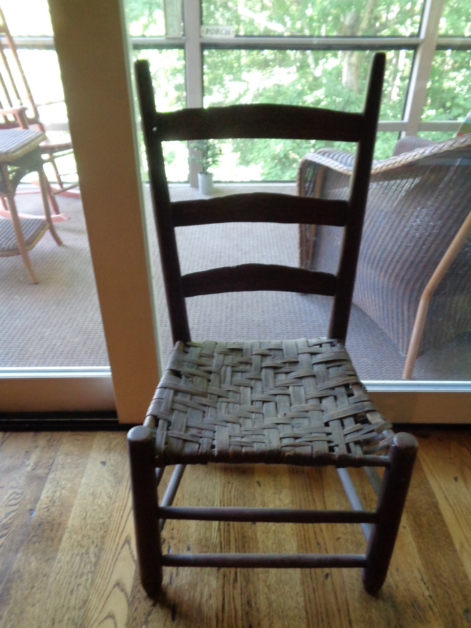 Mid Century American Country Ladder back Chair: Has wear to Splint Seat