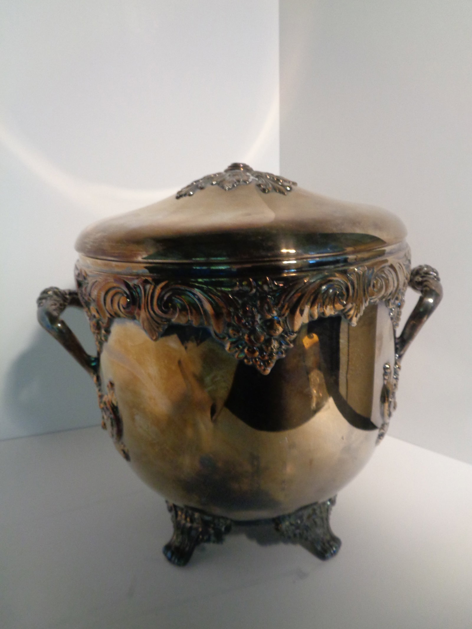 Silver Plate Ice Bucket Removeable glass insert (1 of 6)