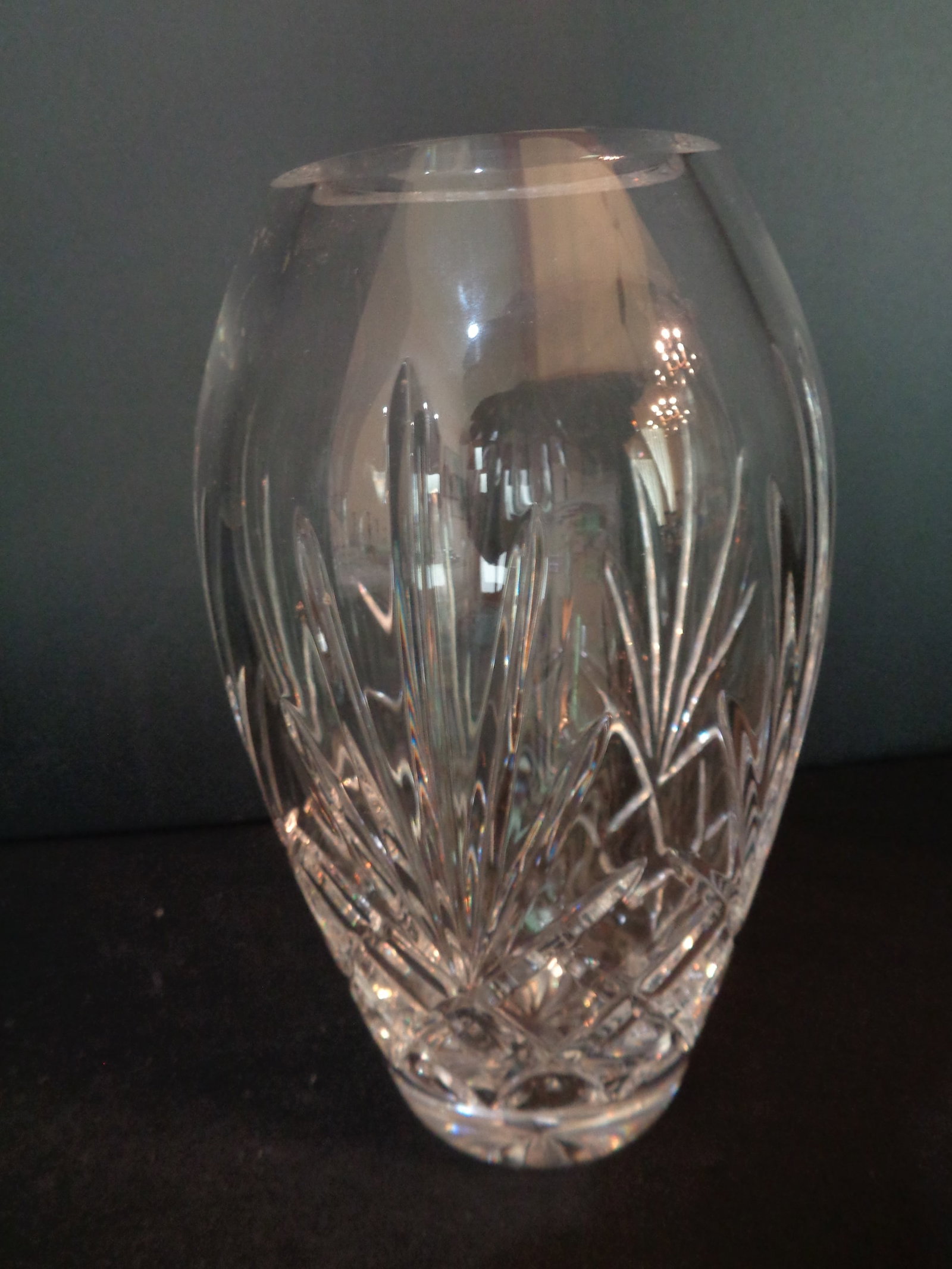 Elegant Clear Cut Crystal Bulb Shaped Vase: Deep Cut Star burst& Diamond Cuts 71/2 inches