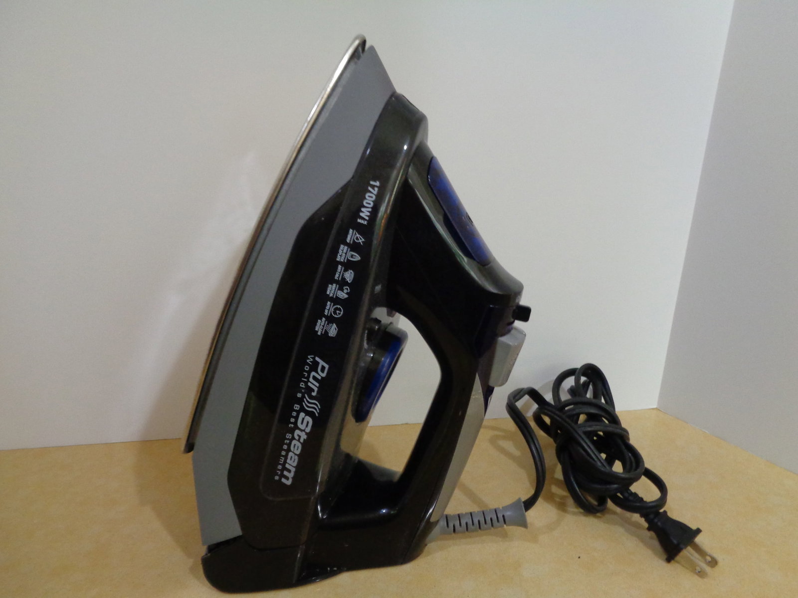 Pur Steam Iron: Clean 1700w