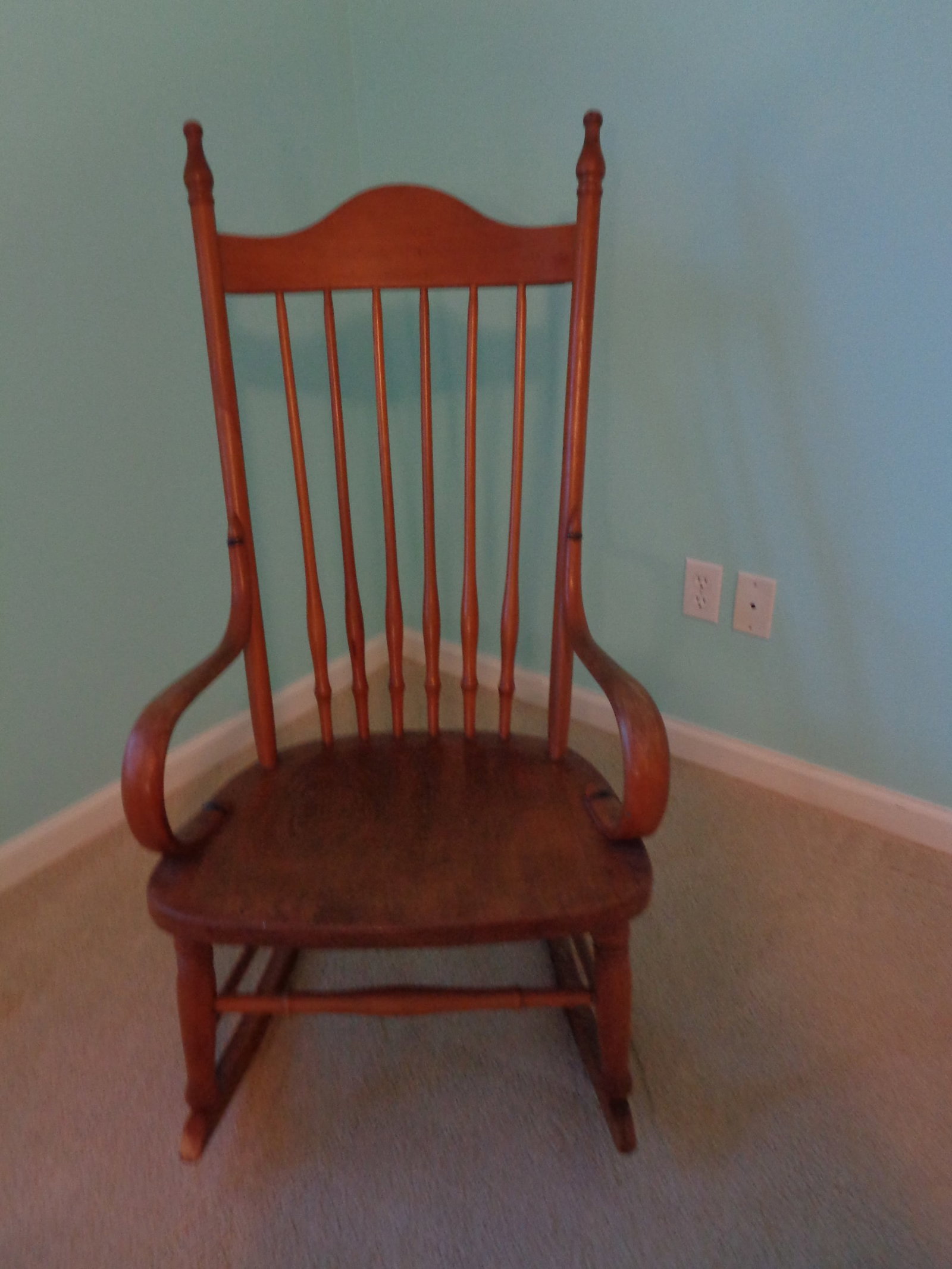 Wooden Rocking Chair: damage to runners