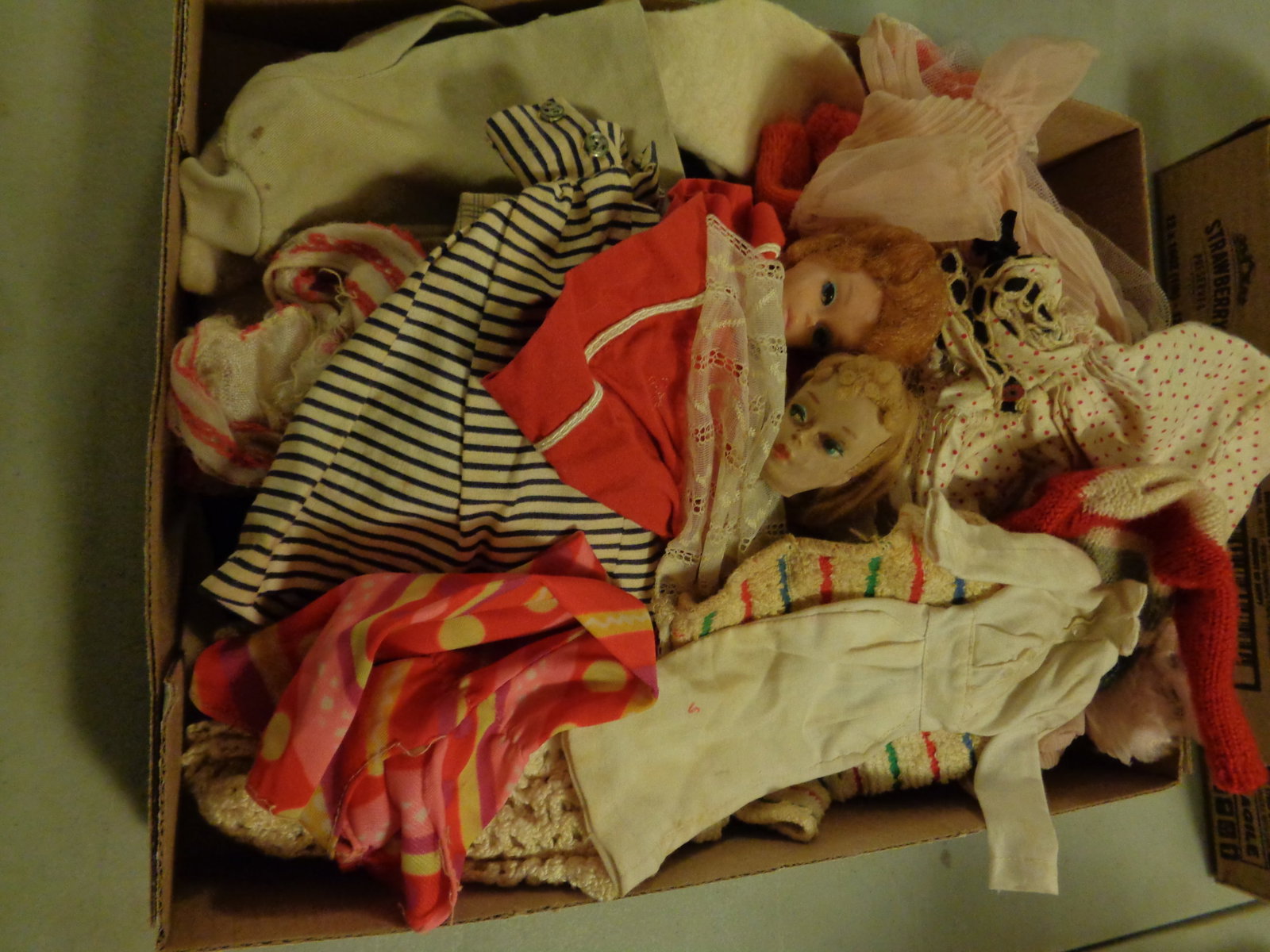 Lot of Barbie clothes and heads: stains