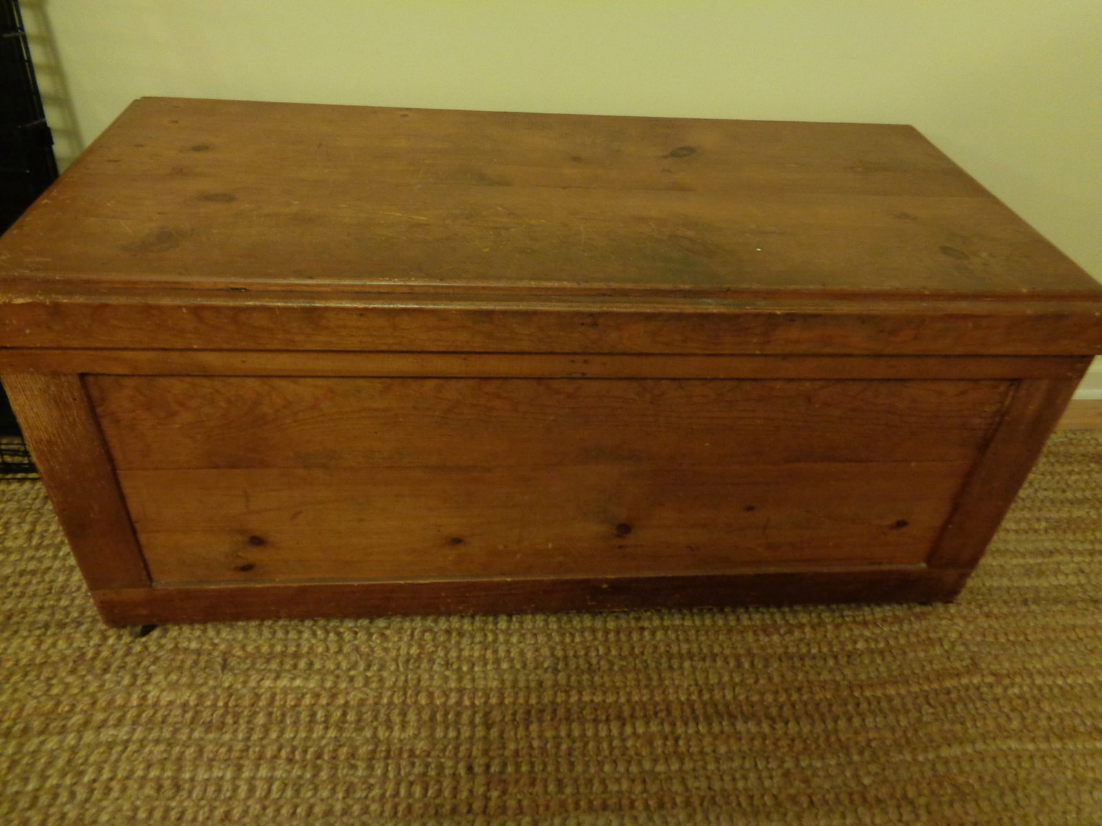 Large Rustic Pine Blanket Chest/Hope Chest (1 of 3)