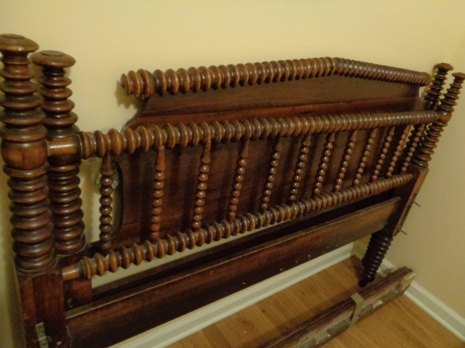 Antique Wood Jenny Lind Style Spool bedframe: 58 wide x 42 in high headboard, not sure if complete