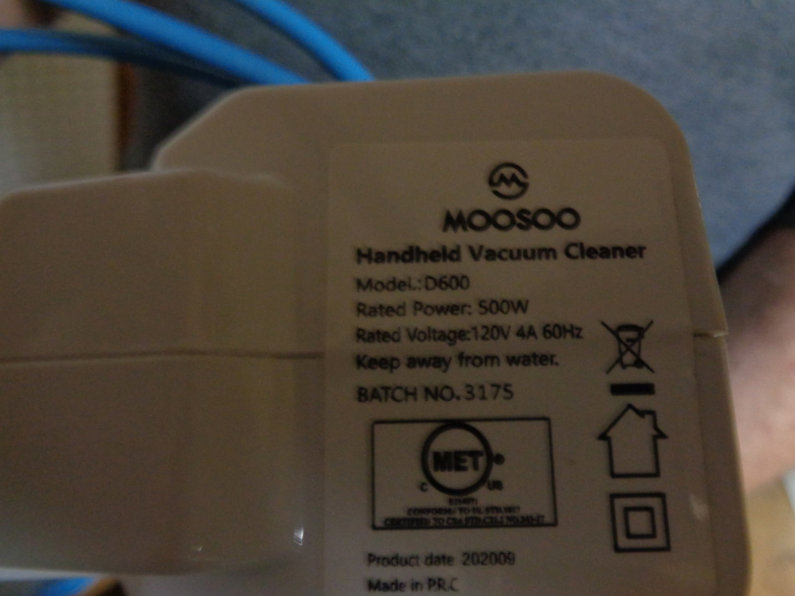 MooSOO hand held vac - 2