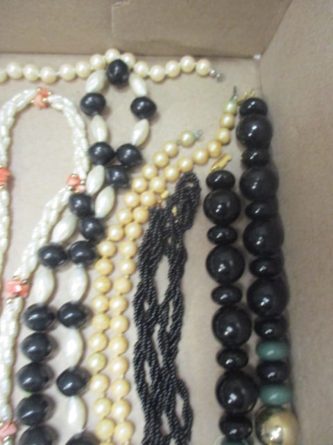 Fashion Beaded Necklaces - 5