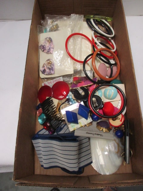 Colorful Fashion Belts, Bracelets and Earrings: see pictures and preview for styles
