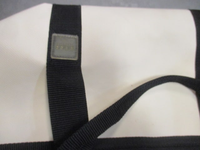 Grouping of Fashion Totes - 5