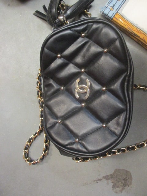 Grouping of Fashion Totes - 6