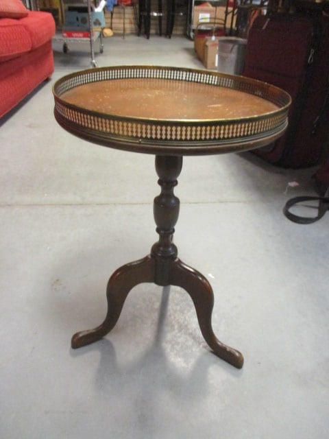 Small Wood Accent Table with Pierced Brass Edging: 14"dia x 20", top is scratched, base has been repaired, Local Pickup Only