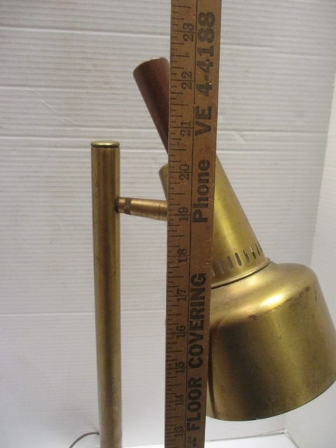 Midcentury Brushed Brass and Wood Adjustable Head Post Desk Lamp - 7