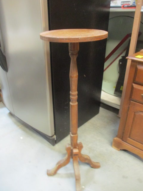 Wood Turned Post Pedestal Stand (1 of 5)