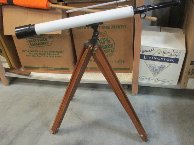 Sears 150 Power Telescope with Wood Tripod (1 of 6)