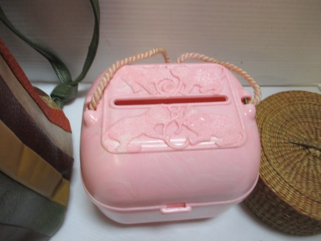 Vintage Woven Sewing Basket and 1970's Vinyl Yarn/Crafting Bag, Knitting Needles and - 7