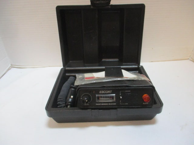Vintage Escort Radar Warning System in Hard Storage Case: has owner's manual, untested