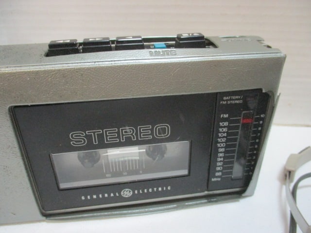 GE Portable AM/FM Stereo Headset Radio and GE Great Escape AM/FM/Cassette Player - 6