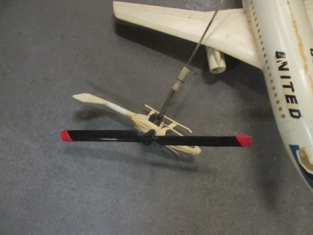 "United" and "TWA" Model Airplanes and VertiBird Air Police Battery Operated - 3
