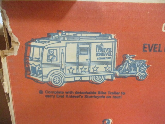 1970's "Evel Knievel"Jigsaw Puzzle and Ideal No. 3408-2 "Scramble Van" in Original Box - 6