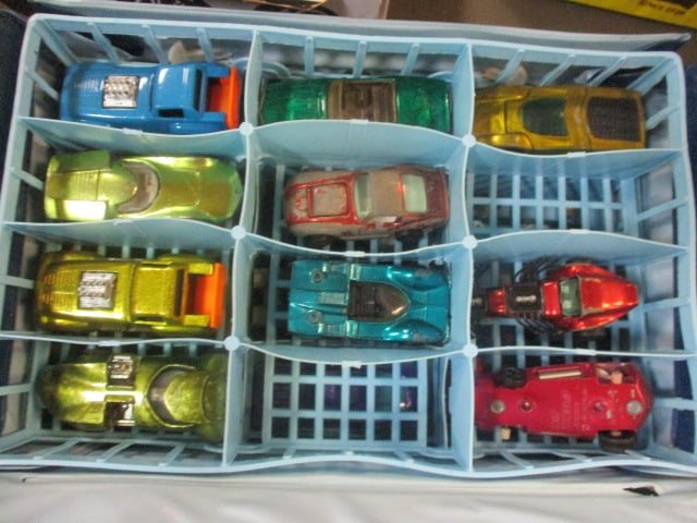 1969 Official "Matchbox" Collector's Mini Case with 1:64 Scale Diecast Cars - 3