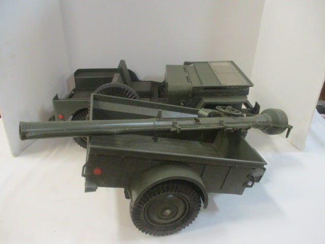 1970's Hasbro "Official GI Joe" Large Scale Military Jeep and Trailer (1 of 12)