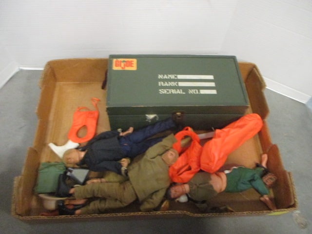 1970's Hasbro "GI Joe" Action Figures and Accessories (1 of 6)