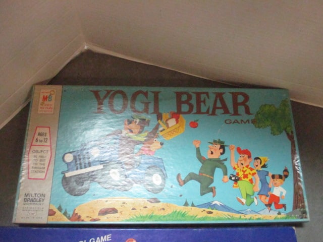 Five Milton Bradley and Parker Games Board Games Based on Television Programs - 5