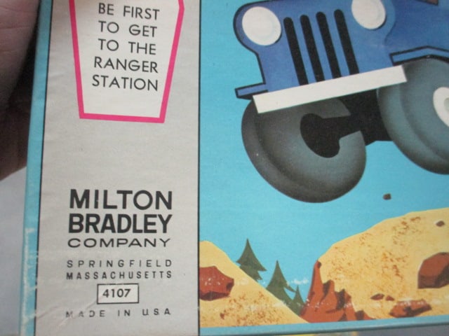 Five Milton Bradley and Parker Games Board Games Based on Television Programs - 6