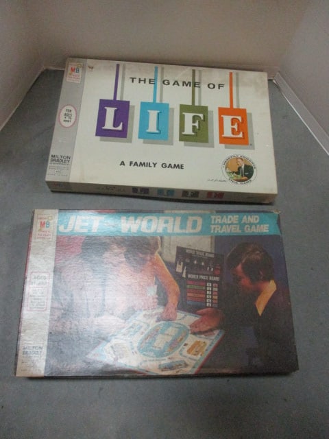 1970's Milton Bradley "LIFE" and "Jet World" Board Games (1 of 7)
