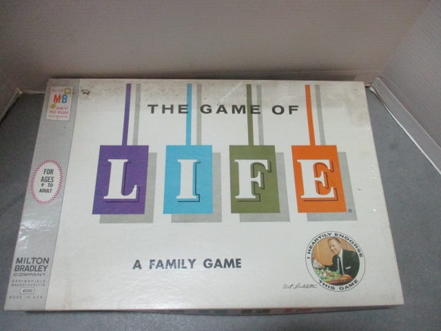 1970's Milton Bradley "LIFE" and "Jet World" Board Games - 2