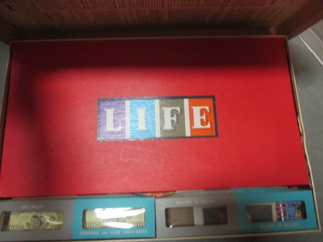 1970's Milton Bradley "LIFE" and "Jet World" Board Games - 4