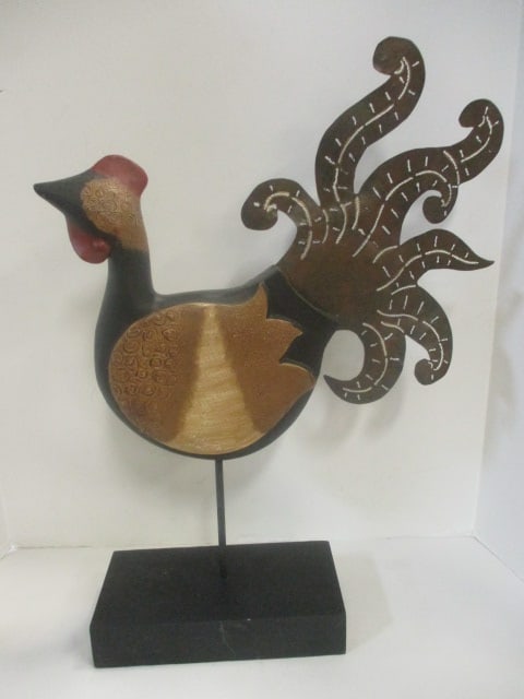 Sculpted Chicken Table Art: 23"h