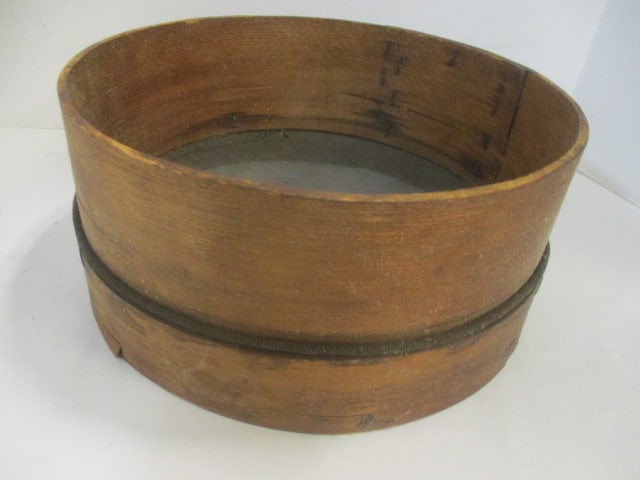 Antique Bent Wood Sifter (1 of 4)