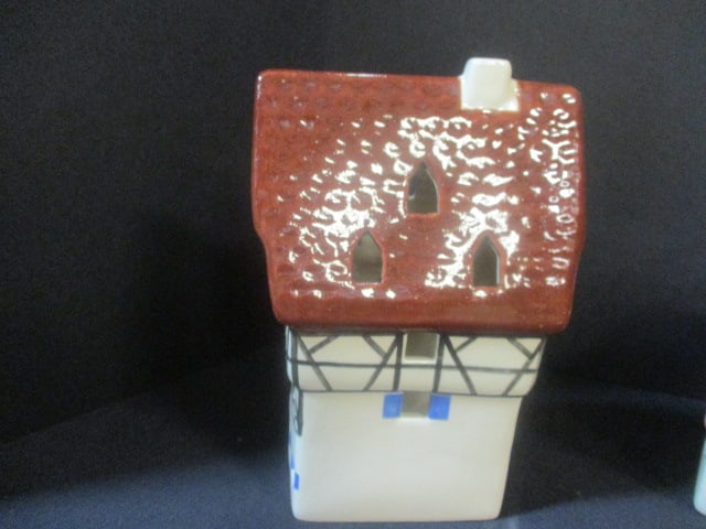 Ursula Ley's Lichthaus West German Collector Pottery Houses - 6