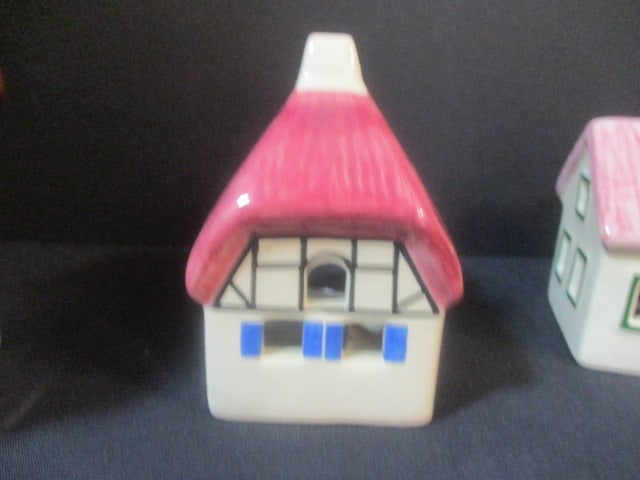 Ursula Ley's Lichthaus West German Collector Pottery Houses - 8