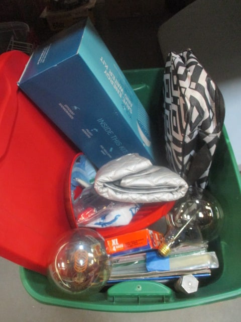 Tote of Misc. Items-Water Saver Kit, Light Bulbs, Insulated Casserole Carrier, Storage Bags, etc. (1 of 6)