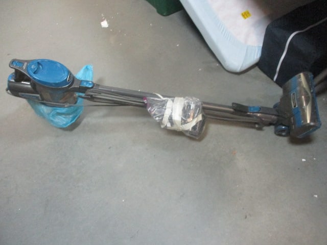 Shark Rocket Stick/Hand Vac with Attachments (1 of 8)